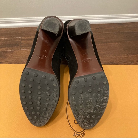Tod’s Tall Suede boots - Picture 11 of 16
